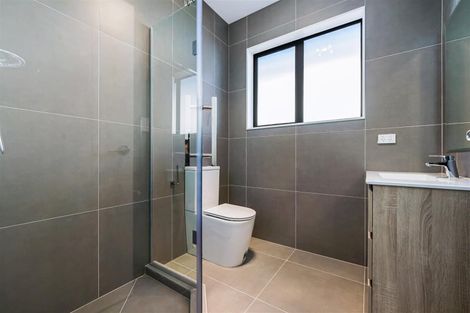 Photo of property in 18 Woven Place, Karaka, Papakura, 2113