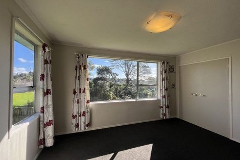 Photo of property in 13 Adam Sunde Place, Glen Eden, Auckland, 0602