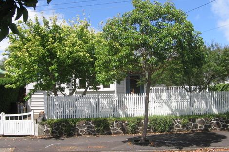 Photo of property in 20 Burgess Road, Devonport, Auckland, 0624