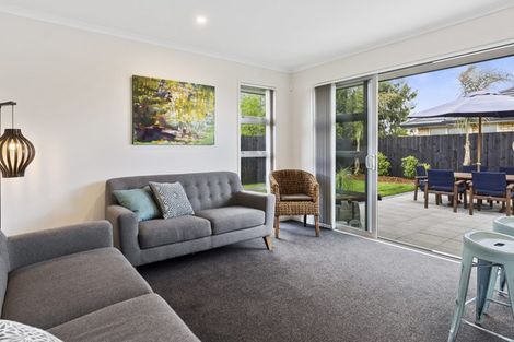 Photo of property in 31 Leet Crescent, Papamoa Beach, Papamoa, 3118