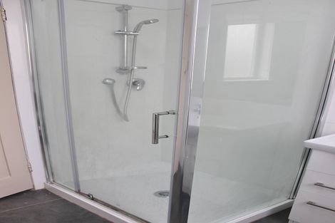 Photo of property in 32 Marr Road, Manurewa, Auckland, 2102