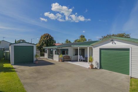 Photo of property in 31 Whitby Avenue, Whitianga, 3510