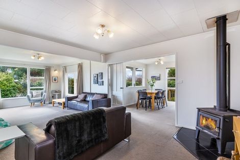 Photo of property in 2 Hampstead Place, Richmond Heights, Taupo, 3330