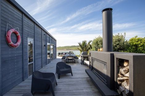 Photo of property in 115 Riria Kereopa Memorial Drive, Raglan, 3297