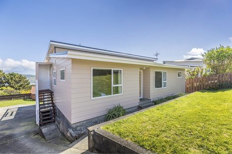 Photo of property in 146 Conclusion Street, Ascot Park, Porirua, 5024