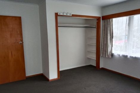 Photo of property in 2 Epsom Way, Karori, Wellington, 6012