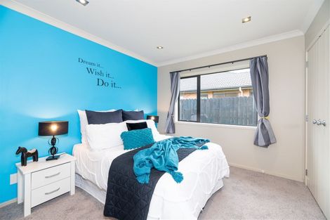 Photo of property in 61 Sapperton Drive, Henderson, Auckland, 0612