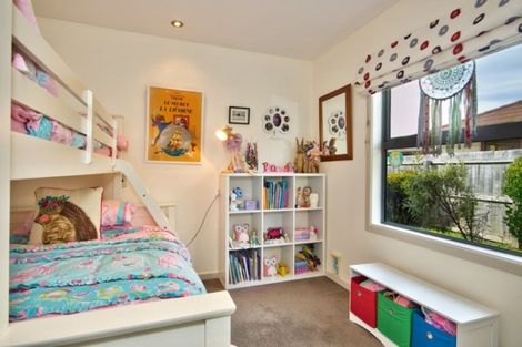 Photo of property in 1 Orbell Drive, Lake Hayes, Queenstown, 9304