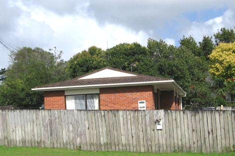 Photo of property in 550 Swanson Road, Ranui, Auckland, 0612