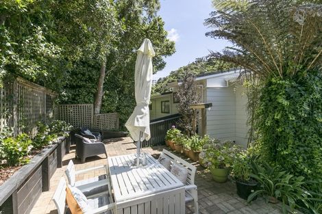 Photo of property in 76 Khandallah Road, Ngaio, Wellington, 6035