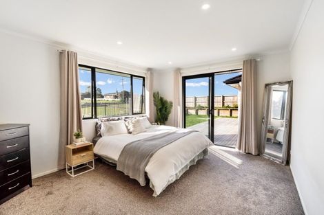 Photo of property in 79 Murray Ward Drive, Te Kauwhata, 3710