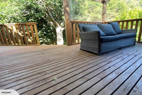 Photo of property in 60 Cheriton Road, Mellons Bay, Auckland, 2014