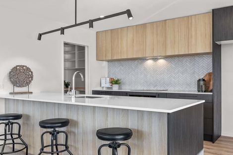 Photo of property in 16 Eccles Place, Halswell, Christchurch, 8025