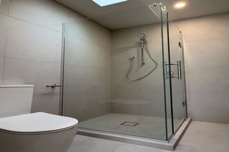 Photo of property in 41 Nimstedt Avenue, Oteha, Auckland, 0632