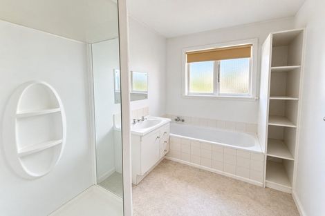 Photo of property in 35 Springbank Street, Bryndwr, Christchurch, 8053