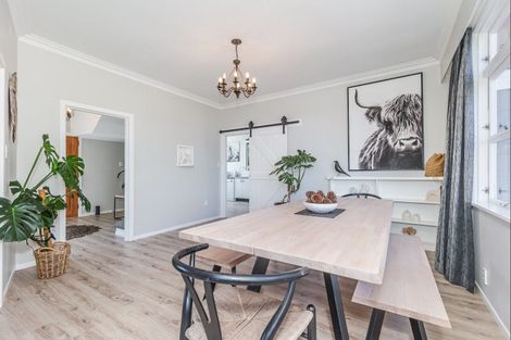 Photo of property in 35 Chester Street, Levin, 5510