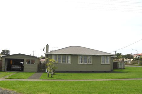 Photo of property in 62 Leslie Street, Waitara, 4320