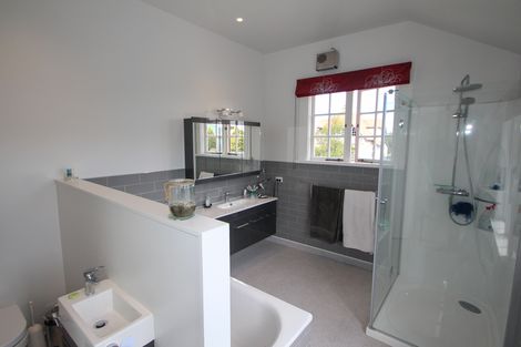 Photo of property in 32 Hull Street, South Hill, Oamaru, 9400