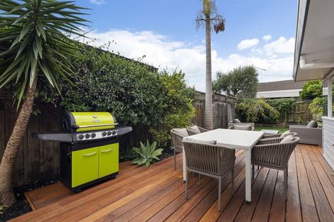 Photo of property in 3/24 Corunna Road, Milford, Auckland, 0620