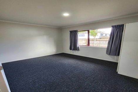 Photo of property in 53c Woodglen Road, Glen Eden, Auckland, 0602