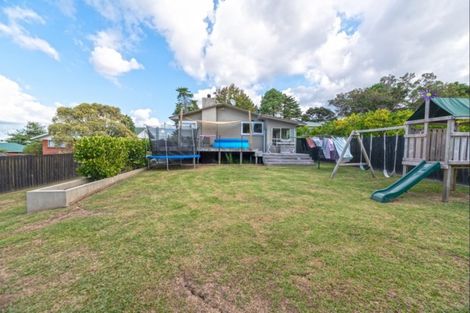 Photo of property in 30 Triangle Road, Massey, Auckland, 0614
