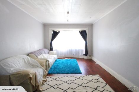 Photo of property in 23 Earlsworth Road, Mangere East, Auckland, 2024