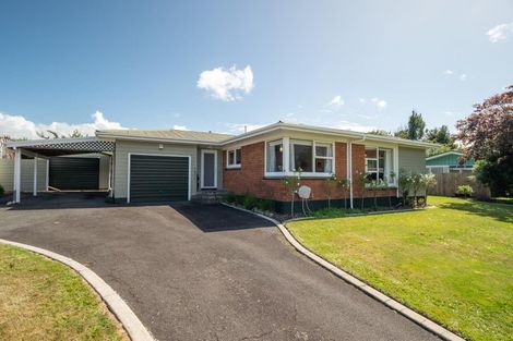Photo of property in 6 Campbell Place, Pukehangi, Rotorua, 3015