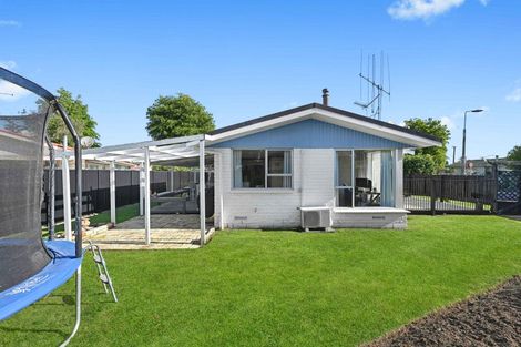 Photo of property in 2 Montana Place, Dinsdale, Hamilton, 3204