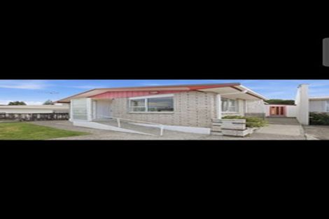 Photo of property in 14 Huatoki Street, Vogeltown, New Plymouth, 4310