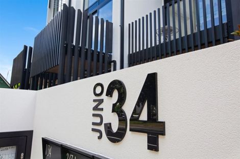 Photo of property in 2/34 Cranmer Square, Christchurch Central, Christchurch, 8013