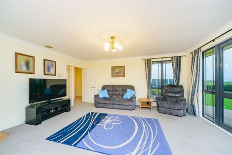 Photo of property in 1582 Rongotea Road, Kairanga, Palmerston North, 4475