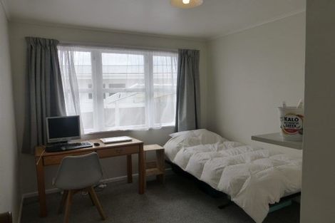 Photo of property in 36 Maui Pomare Street, Blockhouse Bay, Auckland, 0600