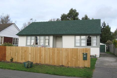 Photo of property in 16 Boyne Avenue, Northcote, Christchurch, 8052