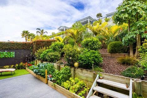 Photo of property in 27 Landmark Terrace, Orewa, 0931