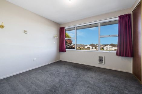 Photo of property in 360 Yaldhurst Road, Russley, Christchurch, 8042