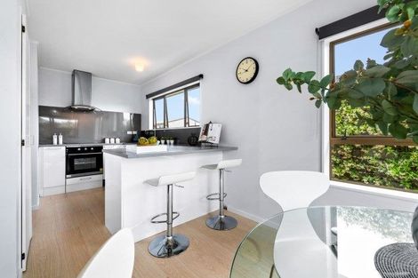 Photo of property in 47a Hatton Road, Orewa, 0931