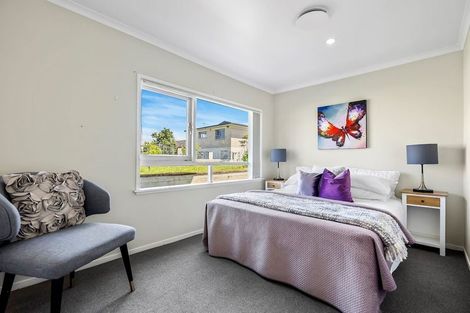 Photo of property in 342 Te Atatu Road, Te Atatu South, Auckland, 0610