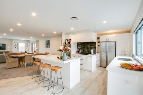 Photo of property in 22 Rakaia Way, Poraiti, Napier, 4112