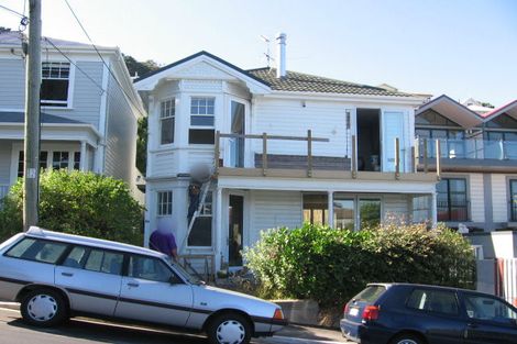 Photo of property in 54 Hawker Street, Mount Victoria, Wellington, 6011