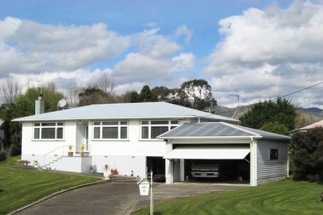 Photo of property in 42 Whittaker Street, Shannon, 4821