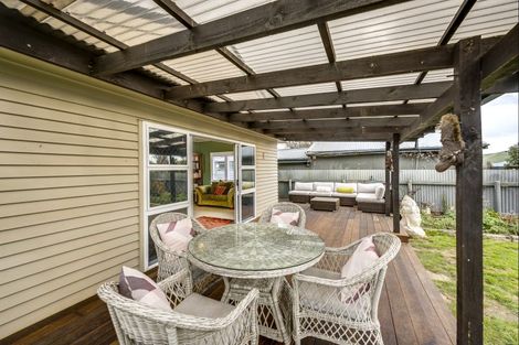 Photo of property in 212 Terrace Road, Parkvale, Hastings, 4122