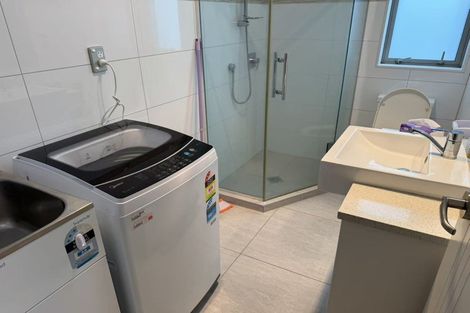 Photo of property in 17 Kira Road, Flat Bush, Auckland, 2016