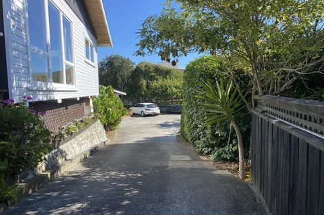 Photo of property in 6 Flaxmere Street, Waikanae Beach, Waikanae, 5036
