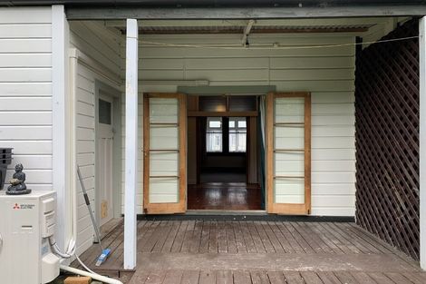 Photo of property in 167 Carlyle Street, Napier South, Napier, 4110