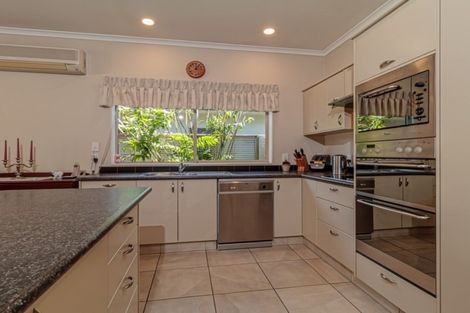 Photo of property in 17a Hetley Crescent, Taradale, Napier, 4112