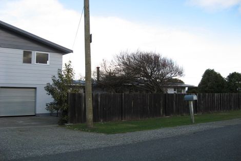 Photo of property in 2 Robert Street, Otatara, Invercargill, 9879
