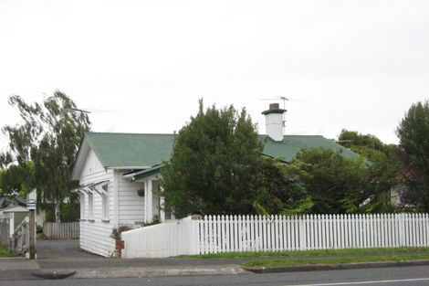 Photo of property in 168b Queen Street, Pukekohe, 2120