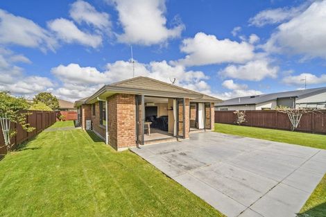 Photo of property in 22 Cleveland Heights, Kelvin Grove, Palmerston North, 4414