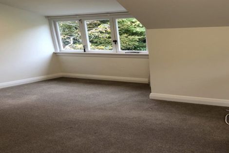 Photo of property in 9 Homewood Crescent, Karori, Wellington, 6012