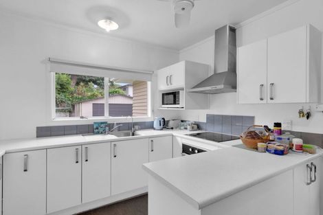 Photo of property in 6 Teddy Street, Whitiora, Hamilton, 3200